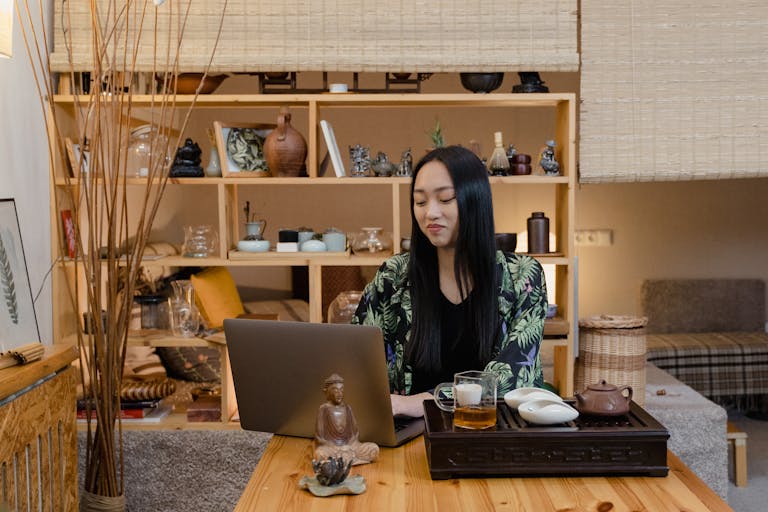 Distraction-free home office